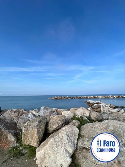 Il Faro Beach House Marina Di Pisa Εξωτερικό φωτογραφία