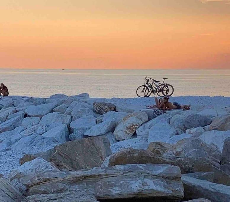 Il Faro Beach House Marina Di Pisa Εξωτερικό φωτογραφία